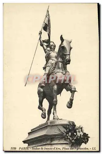 Cartes postales Paris Statue de Jeanne d Arc Place des Pyramides