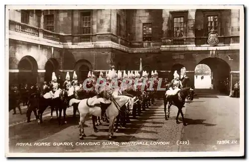 Ansichtskarte AK Royal Horse Guards Changing Guard Whitehall London