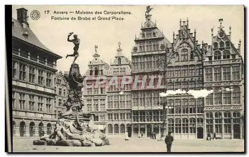 Cartes postales Bruges Maisons des Corporations Fontaine de Brabo et Grand Place