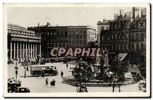 Cartes postales Bordeaux Fontaine et Place de la Comedie