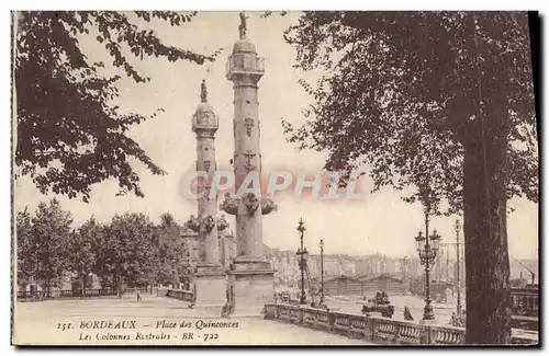 Cartes postales Bordeaux Place des Quinconces Les colonnes rostrales