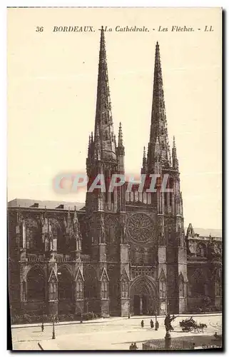 Ansichtskarte AK Bordeaux La Cathedrale Les Fleches