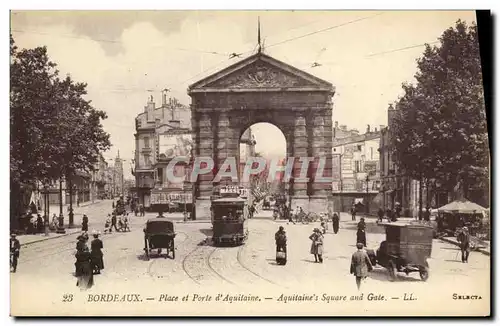 Cartes postales Bordeaux Place et Porte d Aquitaine Tramway