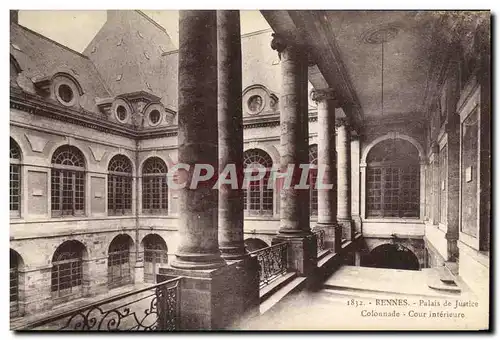 Ansichtskarte AK Rennes Palais de Justice Colonnade Cour Interieure