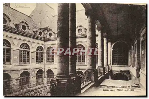 Ansichtskarte AK Rennes Palais de Justice Colonnade Cour interieure