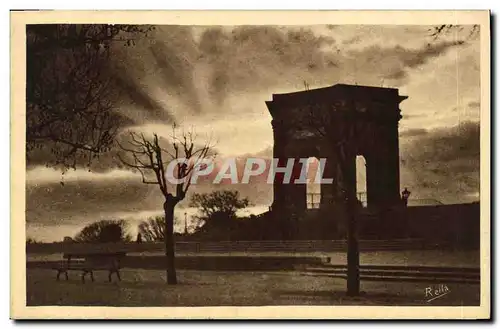 Cartes postales Montpellier Crepuscule au Chateau d Eau