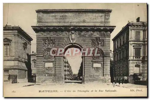 Cartes postales Montpellier L arc de Triomphe et la Rue Nationale