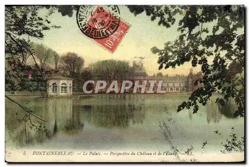 Ansichtskarte AK Fontainebleau Le Palais Perspective du chateau et de l etang