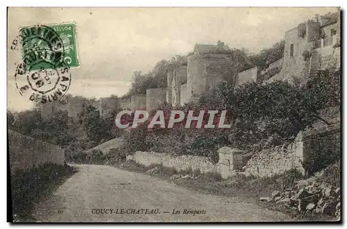 Cartes postales Chateau de Coucy Les Remparts