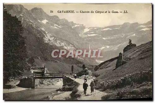 Cartes postales Gavarnie Chemin du Cirque et le Gave