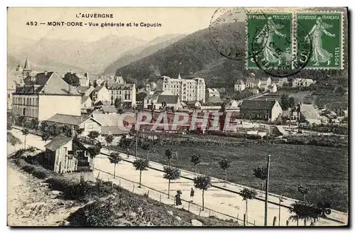 Cartes postales Le Mont Dore Vue Generale et le Capucin