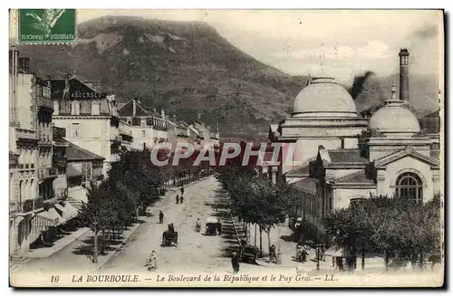 Cartes postales La Bourboule Le bouylevard de la Repuplique et le Puy Gros