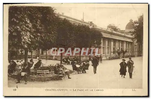 Ansichtskarte AK L Auvergne Chatelguyon Le Parc Et Le Casino