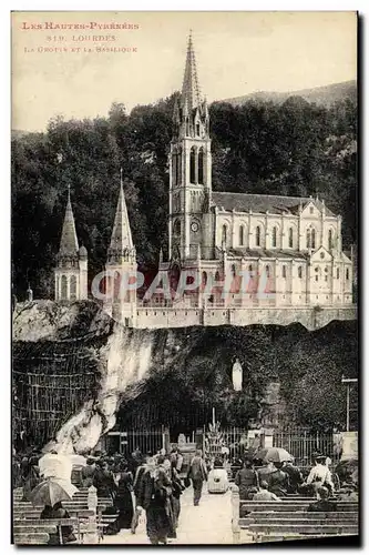 Cartes postales Lourdes La grotte et la basilique