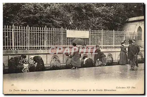 Ansichtskarte AK Lourdes Le Train Blanc Les Robinets fournissant l eau provenant de la grotte miraculeuse