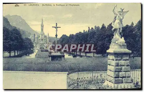 Ansichtskarte AK Lourdes st Michel la Basillique et l Esplanade