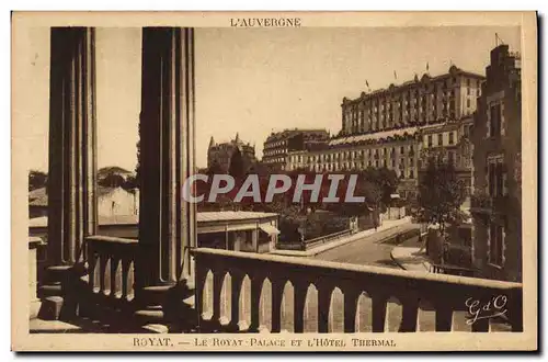 Cartes postales Royat Le Royat Palace et L Hotel thermal