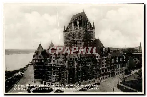 Ansichtskarte AK Chateau Frantenac And Champlain Monument Quebec Canada