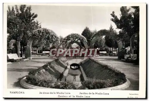 Ansichtskarte AK Pamplona Jardines de la Media Luna