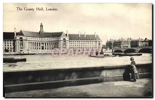 Cartes postales The County Hall London Bateau