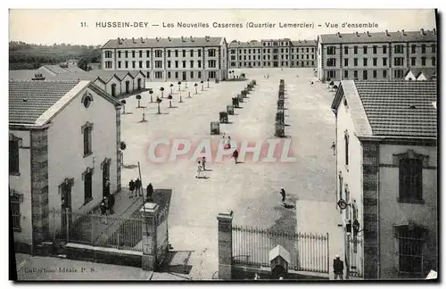 Cartes postales Hussein Dey Les Nouvelles Casernes Vue d Ensemble Militaria