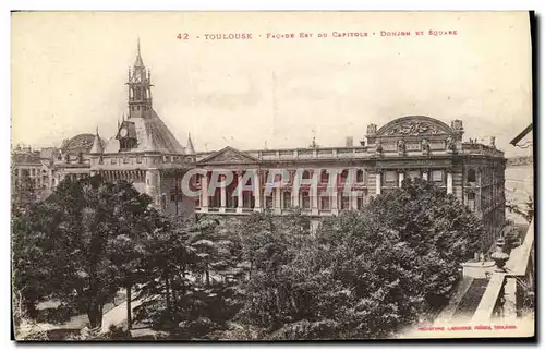 Ansichtskarte AK Toulouse Facade Est Du Capitole Donjon et square