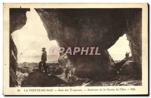 Ansichtskarte AK La Pointe Du Raz Baie des Trepasses Interieur de la Grotte de L est