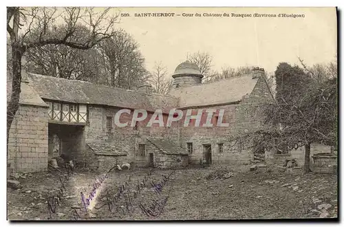 Ansichtskarte AK Saint Herbot Cour du Chateau du Rusquec Environs d Huelgoat