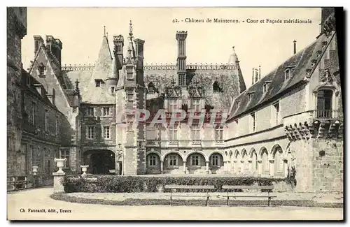 Ansichtskarte AK Chateau de Maintenon Cour et Facade meridionale