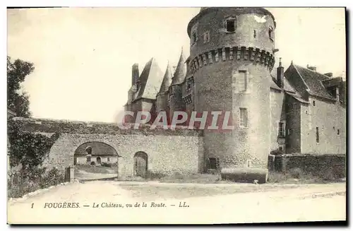 Cartes postales Fougeres Le Chateau Vu de la Route