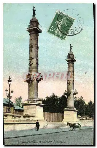 Cartes postales Bordeaux Les Colonnes rostrales