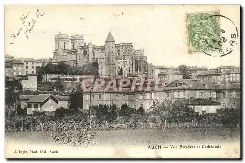 Ansichtskarte AK Auch Vue Escaliers et Cathedrale