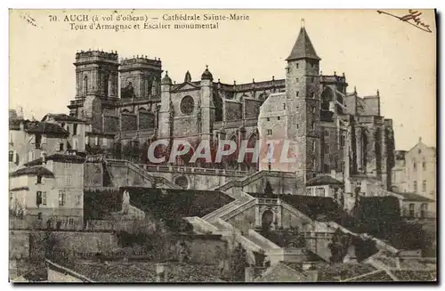 Cartes postales Auch Cathedrale Sainte Marie Tour d Armagnac et escalier monumental