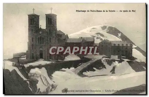 Cartes postales Pelerinage de Notre Dame de La Salette au mois de Mai