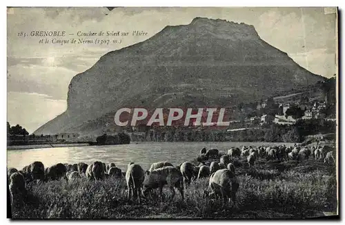 Cartes postales Grenoble Coucher de soleil sur l Isere et le casque de Neron Moutons