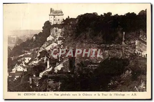 Ansichtskarte AK Chinon Vue Generale Vers le Chateau et la Tour de L Horloge