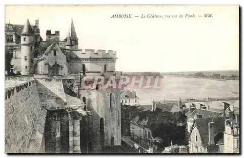 Cartes postales Amboise Le Chateau Vue sur les Fosses