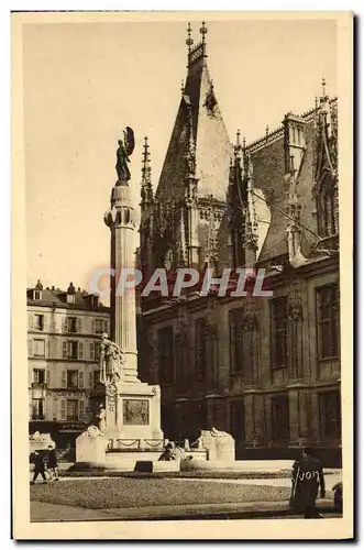 Ansichtskarte AK Rouen Le monument aux morts Maxime REal del Sarte