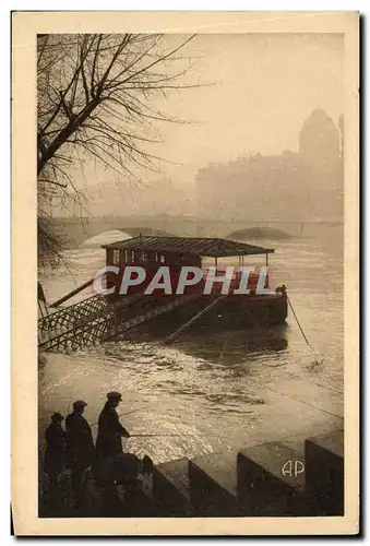 Cartes postales Paris Vue de la Seine Pendant la Crue Inondations Pecheurs