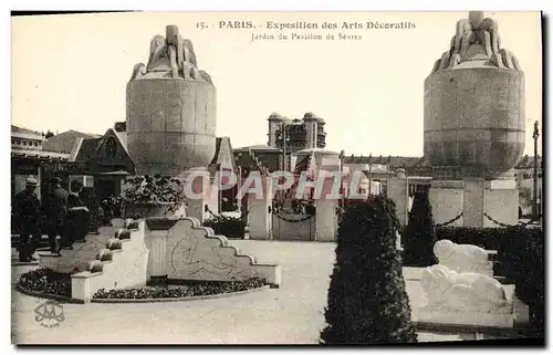 Cartes postales Paris Exposition des Arts Decoratifs Jardin du pavillon de Sevres