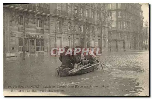 Cartes postales Paris Inonde En bateau au boulevar Haussmann