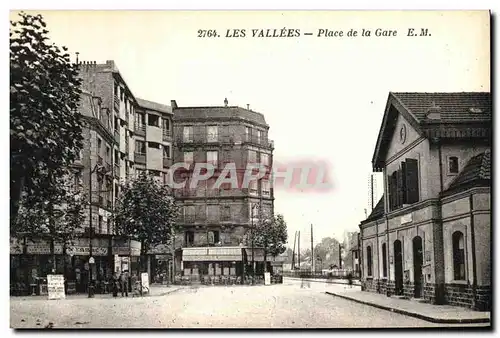 Ansichtskarte AK Les Vallees Place de la Gare