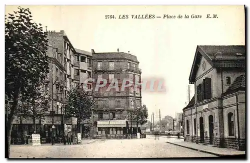 Cartes postales Les Vallees Place de la Gare