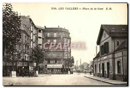 Ansichtskarte AK Les Vallees Place de la Gare