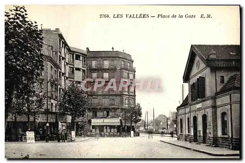 Ansichtskarte AK Les Vallees Place de la Gare