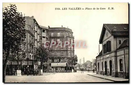 Cartes postales Les Vallees Place de la Gare