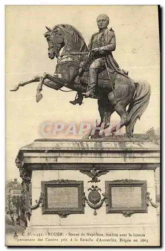 Ansichtskarte AK Rouen Statue de Napoleon fondue avec le bronze provenant de Canons pris a la Batille d austerlit