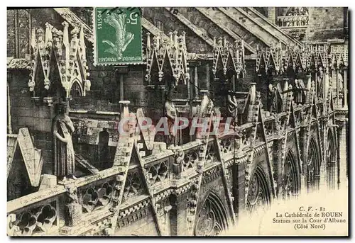 Cartes postales La Cathedrale de Rouen Statues sur la Cour d Albane