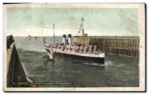 Cartes postales Dieppe L arrivee du paquebot de Newhaven Bateau