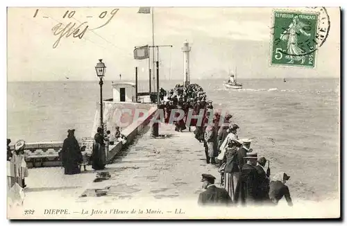 Cartes postales Dieppe La Jetee a l Heure de la Maree